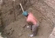 Descoperire terifiantă în curtea unei şcoli din judeţul Iaşi, în ziua deschiderii anului nou