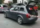 Bătaie cu TOPOARE, în fața Poliției: 4 victime, 5 mașini distruse
