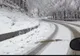 Zăpadă de 1 metru în România! 16 tone de material antiderapant pe șosele