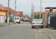 Cum arată o nuntă de romi în Târgu Jiu. Au pus cortul în plină stradă...