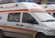 Doi copii răniți grav după ce mama lor a intrat cu mașina într-o ambulanță