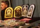 30.000 de oameni stau la o coadă de 3 kilometri pentru a ajunge la moaștele Sf. Parascheva