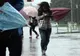 ALERTĂ METEO. Cod GALBEN de vânt puternic şi ploi, inclusiv în Capitală până dimineață