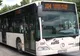 Accident în centrul Capitalei. O maşină a lovit un autobuz al liniei 104. Două persoane, rănite 