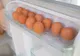 De ce nu este bine să ţii ouăle pe uşa frigiderului