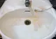 Cea mai simplă metodă de a curăţa petele de RUGINĂ din baie