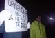 Cele mai amuzante pancarte de la protestul din Piaţa Victoriei: "Dragă OLAF, ne scapi de Dragnea?"