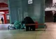 Imagine sfâșietoare: bătrână abandonată în gara din Craiova de familie. Îi așteaptă de 1 lună