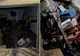 S-au mutat în casă nouă. Sub garaj, au găsit o CAMERĂ SECRETĂ. Acolo au dat de ceva ÎNFIORĂTOR!