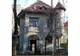 Anunț viral pe Internet: „Proprietar octogenar las GRATUIT vilă în București”