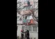 Părinţii au plecat 5 minute la cumpărături, copilul a rămas în casă. Apoi au sunat la pompieri