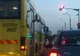Scene de groază în autobuz: băiat de 16 ani, înjunghiat pentru că mânca semințe