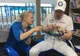 Jocurile Olimpice de iarnă. Un antrenor împleteşte pe pista olimpică
