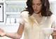 Ţi-ai pătat bluza preferată? Află cum să scapi de cele mai frecvente pete