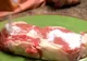 Trucul extrem de simplu care te ajută să obţii o bucată de carne fragedă
