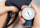 Aşa scazi tensiunea arterială în 5 minute, fără medicamente. Trucul i-a surprins pe medici!
