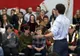 Justin Trudeau, ieşire nervoasă faţă de două manifestante: "Ieşiţi afară"