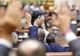 Cârpeala fiscală continuă în Parlament. Aleșii "repară" legea salarizării