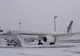 Traficul aerian, dat peste cap: întârzieri masive pe Aeroportul Otopeni, din cauza ploii îngheţate 