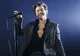 Fanii unui cunoscut artist sunt convinşi că acesta îşi va anunţa... bisexualitatea