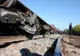 Un tren cu vagoane tip cisternă s-a răsturnat pe un pod, în Constanţa