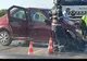Șofer în stare gravă, după ce a intrat cu mașina într-un autotren 