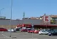 Bebeluş de opt luni, rămas blocat în maşină, in faţa unui supermarket. Părinţii au sunat la 112
