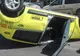 Accident teribil în Bucureşti: Un taxi s-a răsturnat, în Crângaşi. Imagini incredibile