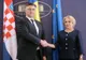 Toate gafele Vioricăi Dăncilă de la primirea premierului croat: limbaj, protocol. "Make a photo?"