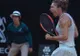 Halep, în finală la Roma, după ce a eliminat-o dramatic pe Sharapova