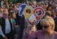 Şase protestatari din Piaţa Victoriei, ridicaţi de jandarmi sâmbătă seara. Ce amenzi au primit?