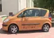 Primul autoturism pentru persoane cu dizabilități controlat prin telefon mobil 