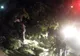 Furtună puternică la Râmnicu Vâlcea. Acoperișul unei benzinării, prăbușit peste mașini