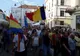 Sibiul, cu şampanie, în stradă: "Dragnea, nu uita, puşcăria e a ta!"