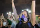 Protest simbolic în Piața Victoriei: 500 de manifestanți cu spatele la Guvern