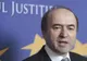 Tudorel Toader împarte funcţiile de conducere din parchete