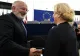 Timmermans o strânge cu ușa pe Dăncilă. Șefa Guvernului, somată să răspundă la 18 întrebări grele