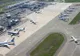 Descoperire-șoc pe Aeroportul din Cluj. Ce avea în geantă un puști de 14 ani. Venea din SUA