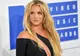 Britney Spears, dezbrăcată pe scenă