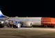 Aterizare de urgență pe Otopeni. Un pasager, preluat de SMURD