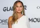 Defectul pe care Chrissy Teigen îl ascunde tot timpul cu Photoshop