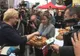 Dăncilă caută "tinctura care să unească societatea"