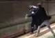 Un student vrâncean a salvat un om care încerca să se arunce în fața metroului