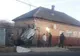 O adolescentă din Dolj s-a îmbătat bine și s-a răsturnat cu mașina într-o poartă
