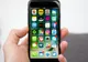 Apple, dat în judecată de utilizatorii de iPhone. Ce GREȘEALĂ a făcut compania 