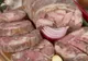 ALERTĂ ALIMENTARĂ cu puțin timp înainte de SĂRBĂTORI! Toba de porc "Drag de România", retrasă de pe rafturile supermarketurilor Carrefour