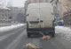 Gest scandalos în Reșița! Porci morți trași după microbuz - Imagini șocante