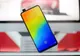 A fost lansat primul smartphone cu breton și fără butoane 