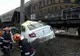 Taxi spulberat de tren, în judeţul Mehedinţi, un mort şi un rănit grav