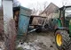 Realitatea de Sibiu: Copil de patru ani, prins sub remorca unui tractor, în stare gravă